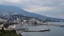 Вид на Ялтинский морской порт