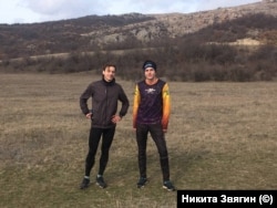 Мастера спорта по спортивному ориентированию Никита Звягин и Кирилл Баранник (справа), зима 2021 года. Фото из архива Никиты Звягина
