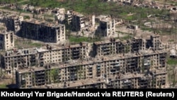 Вид на разрушенный Бахмут, Донецкая область, Украина, 15 июня 2023 года