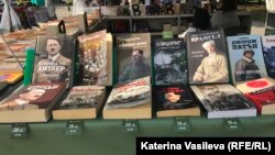 Част от книгите на издателство „Еделвайс“ по време на Алеята на книгата в София.