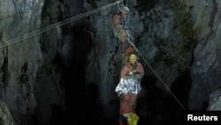  Изваждането на Марк Дики е същинско предизвикателство 