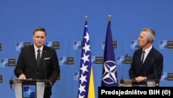 Денис Бечировиќ, Јенс Столтенберг, Босна, НАТО