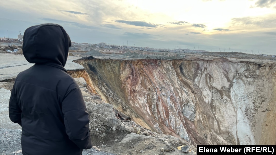 Жалаңаш травести Дива Монро