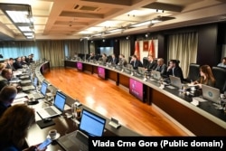 Sa sjednice Vlade Crne Gore 17. maja na kojoj je razmatrana informacija o tužbi Rusije