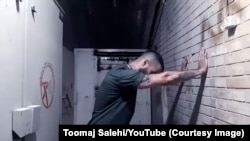 Condamnarea la moartea a rapperului iranian Toomaj Salehi stârnește proteste la nivel mondial