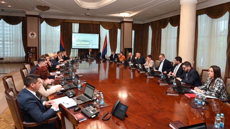 Vlada Republike Srpske planira da zamrzne rast plata sudijama i tužiocima