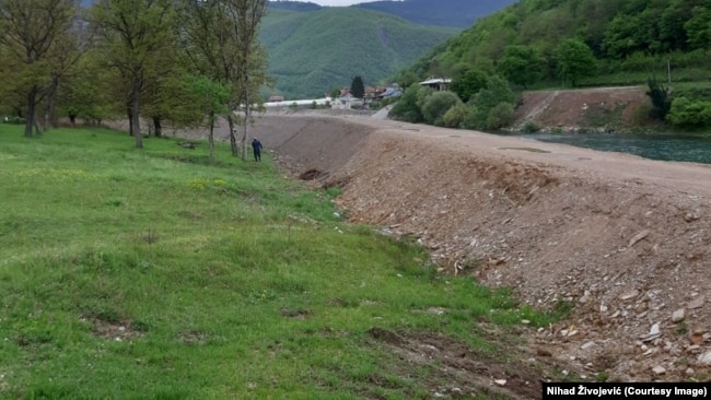 Drina poslije izgradnje obaloutvrda.