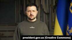 «Головне слово сьогодні – справедливість. Для нашої держави, для всіх наших людей, які втратили рідних, близьких, втратили здоров’я, дім, нормальне життя через російську агресію», – Володимир Зеленський 