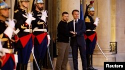 Zelenski i Macron, Pariz, 14. maj 2023.