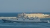 Фрегат «Адмирал Эссен» выходит из Севастопольской бухты, архивное фото. Этот корабль может стрелять крылатыми ракетами «Калибр» и «Оникс»