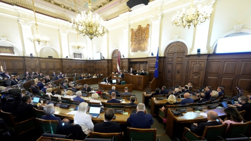 Суд в Латвии: экзамен по латышскому для граждан России конституционен
