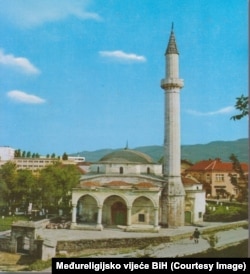 Xhamia Arnaudija në Banjallukë e fotografuar para luftës.
