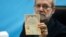علی لاریجانی که داوطلب نامزدی این دوره از انتخابات ریاست‌جمهوری شده، در دوره گذشته رد صلاحیت شده بود