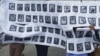 عکس‌های کشته‌شدگان بلوچ در دست معترضان 