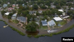 Florida pas uraganit Idalia