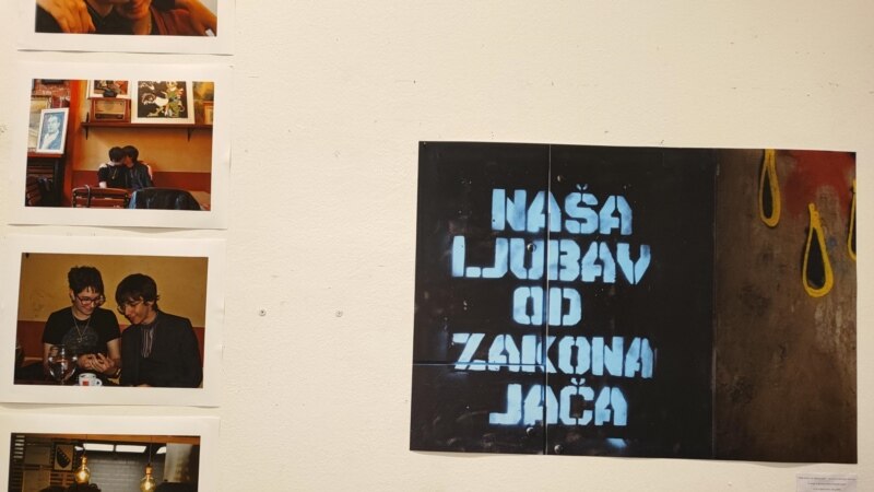 Umjesto nasilja ljubav: Izložba na mjestu prekinutog prvog Queer festivala u Sarajevu 2008.