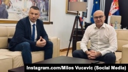 Nenad Nešić i Miloš Vučević tokom razgovora, foto: Instagram profil Miloša Vučevića 
