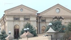 Աբրահամյանի ընտանիքին պատկանող «Մոնումենտի» առանձնատան գնորդն ուզում է փակել պարտքը, դատախազը դեմ է այս առաջարկին