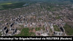 Город Бахмут в Донецкой области Украины. Скрин из видео, опубликованного 15 июня 2023 года