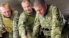 Головнокомандувач Збройних Сил України (з 27 липня 2021-го по 8 лютого 2024 року) Валерій Залужний із нашивкою Бебі Йода на бронежилеті. Скріншот із відео, опублікованого 19 червня 2023 року