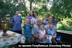 Valeri Golubkin are o familie numeroasă: patru copii și nouă nepoți.