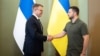 Президент України Володимир Зеленський і прем’єр-міністр Фінляндії Петтері Орпо (ліворуч), серпень 2023 року