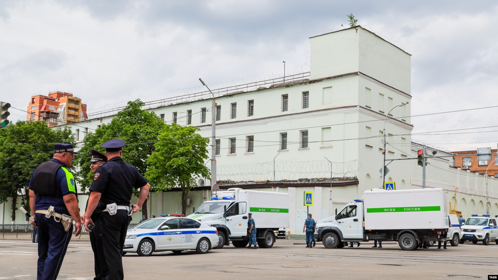 Суд вынес приговор пятерым выжившим участникам захвата заложников в ростовском СИЗО