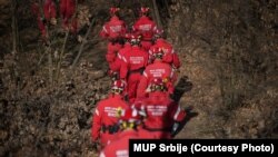 Специјализирана спасувачка екипа од урнатините во потрага по исчезнато девојче во близина на куќата пред која исчезна, Бањско Поље, 29 март 2024 година