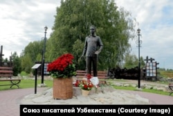 Памятник Усману Насыру в Кемеровской области