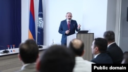 Armenia - Prime Minister Nikol Pashinian meets members of his ruling Civil Contract party, Yerevan, April 25, 2024.