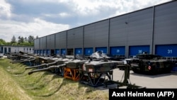 Готовые башни танков у завода Rheinmetall. Фото иллюстративное
