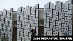 Меморіал жителям Бучі, вбитим під час російської окупації навесні 2022 року