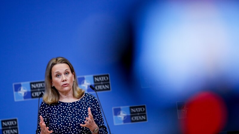 Амбасадорката на САД во НАТО: Русија работи на дестабилизација на Западен Балкан