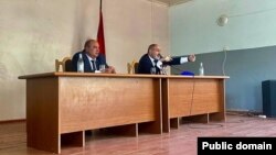 Armenian Prime Minister Nikol Pashinian (R) holds a meeting with residents of Voskepar, Tavush Province, April 17, 2024