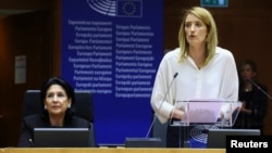 საქართველოს პრეზიდენტი სალომე ზურაბიშვილი და ევროპარლამენტის პრეზიდენტი რობერტა მეცოლა. ბელგია, ევროპარლამენტი. 31 მაისი, 2023 წელი