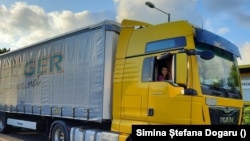 Transpunerea unei directive europene în legea românească, privind accesul tinerilor de 18 ani la meseria de șofer de TIR, se dovedește inutilă în România. 