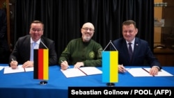 Главы минобороны Германии, Украины и Польши подписали соглашение о создании Центра технической поддержки и обслуживания украинских танков Leopard
