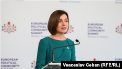 Președinta R. Moldova, Maia Sandu, susține un discurs în timpul summitului Comunității Politice Europene de la Bulboaca, 1 iunie 2023.