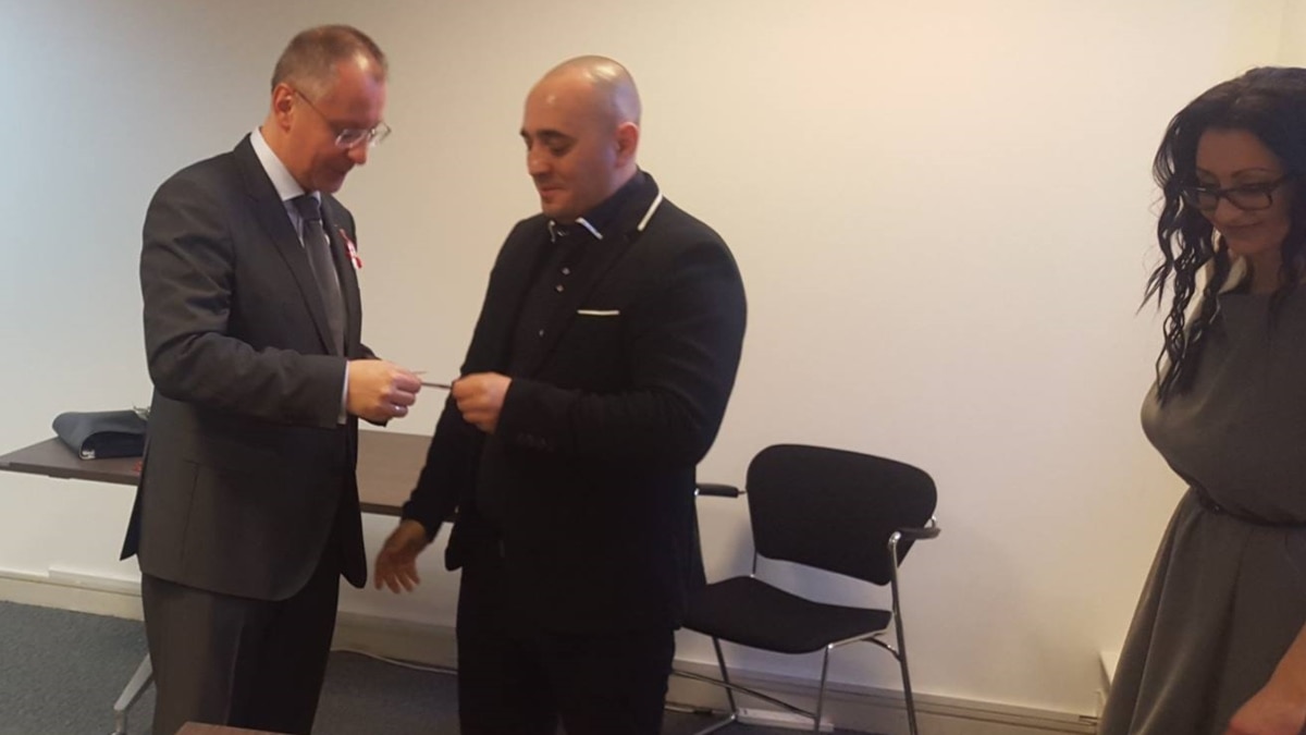 Историята около ареста на трима българи в Лондон, заподозрени за