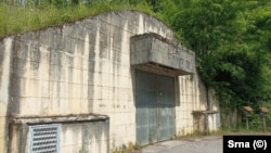 Stara kasarna Čerkezovac na Trgovskoj gori, nedaleko od granice Hrvatske sa BiH, u koju je planirano skladištenje nuklearnog otpada (arhivska fotografija).