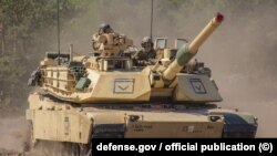 Tanc Abrams M1 din dotarea Armatei SUA. 