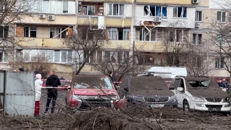 آسیب گسترده به تأسیسات غیرنظامی در پی حمله موشکی سنگین روسیه به پایتخت اوکراین