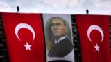 Түркия: президенттик шайлоодо ким жеңет?
