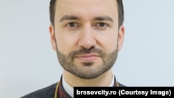 Preot paroh la biserica „Sfinții Trei Ierarhi” din Bartolomeu, Brașov, Daniel Ilie Colceriu este în prezent consilier local în Brașov, fiind ales cu sprijinul PSD