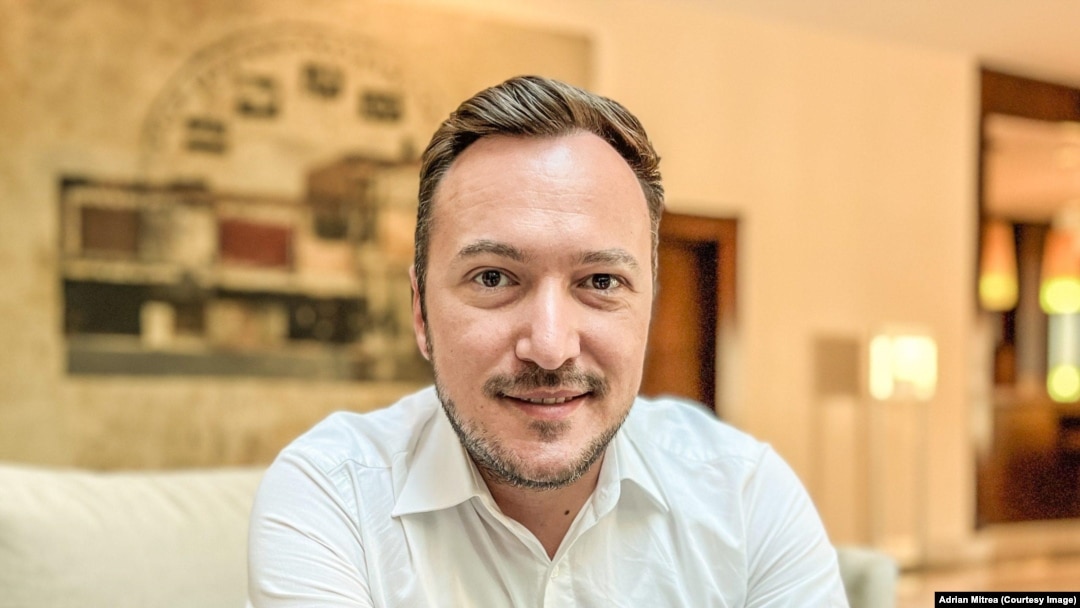 Adrian Mitrea, jurnalist auto 0-100.ro, spune că 2024 va aduce o creștere a vânzărilor de mașini electrice și la extinderea rețelei de încărcare.