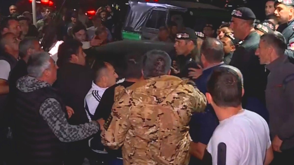 Armenian Protesters Scuffle With Police Amid Nervousness Over Border Demarcation