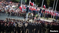 День Збройних сил Польщі: військовий парад (фоторепортаж)