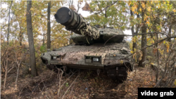 Танк Stridsvagn 122 (Leopard 2A5) у Донецькій області