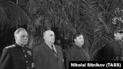 Климент Ворошилов, Лаврентий Берия и Георгий Маленков на панихиде по Иосифу Сталину