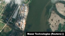 Спадарожнікавы здымак Кахоўскай ГЭС, 16 чэрвеня 2023 году, Maxar Technologies